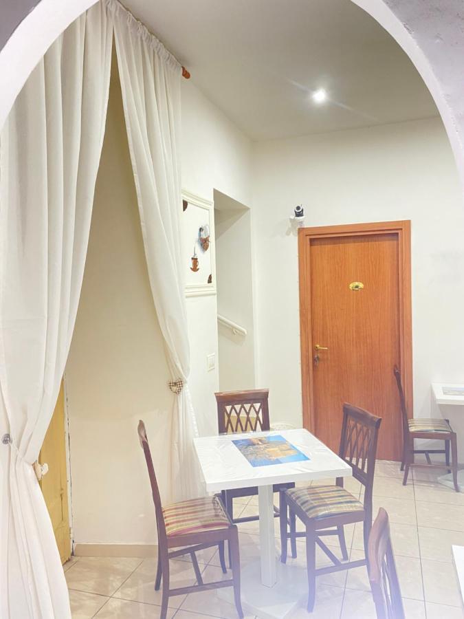 B&B Dimora Cirillo Napoli Ngoại thất bức ảnh
