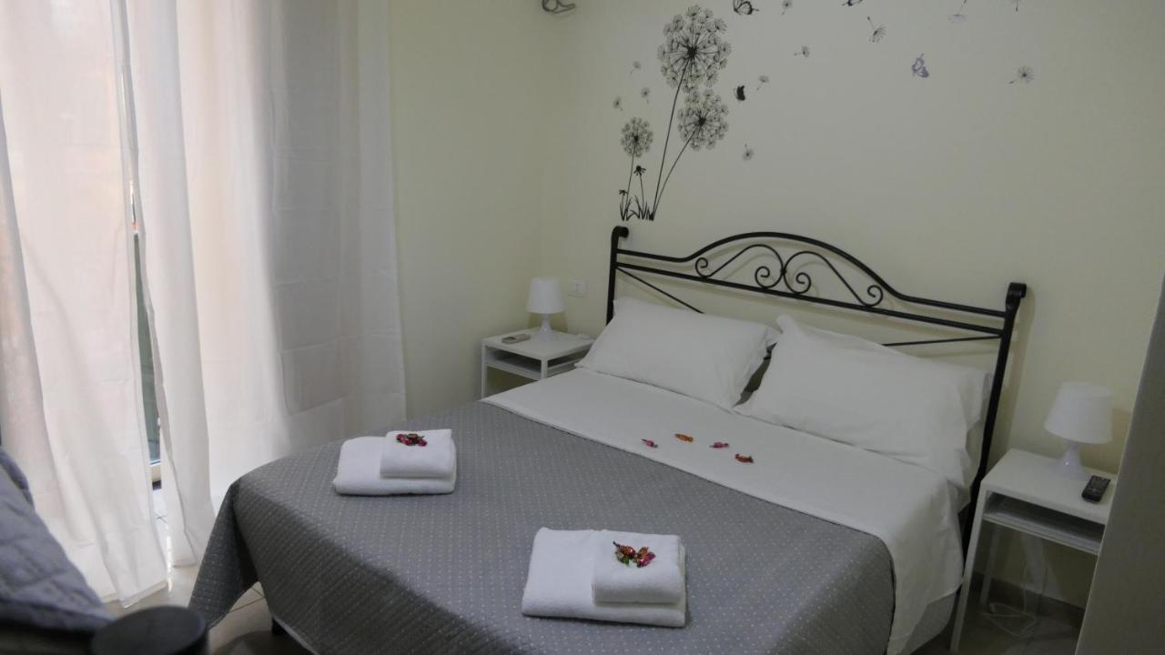 B&B Dimora Cirillo Napoli Ngoại thất bức ảnh