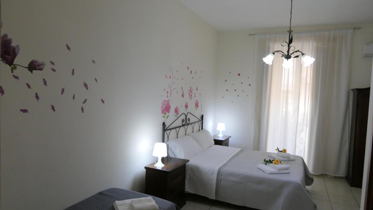 B&B Dimora Cirillo Napoli Ngoại thất bức ảnh